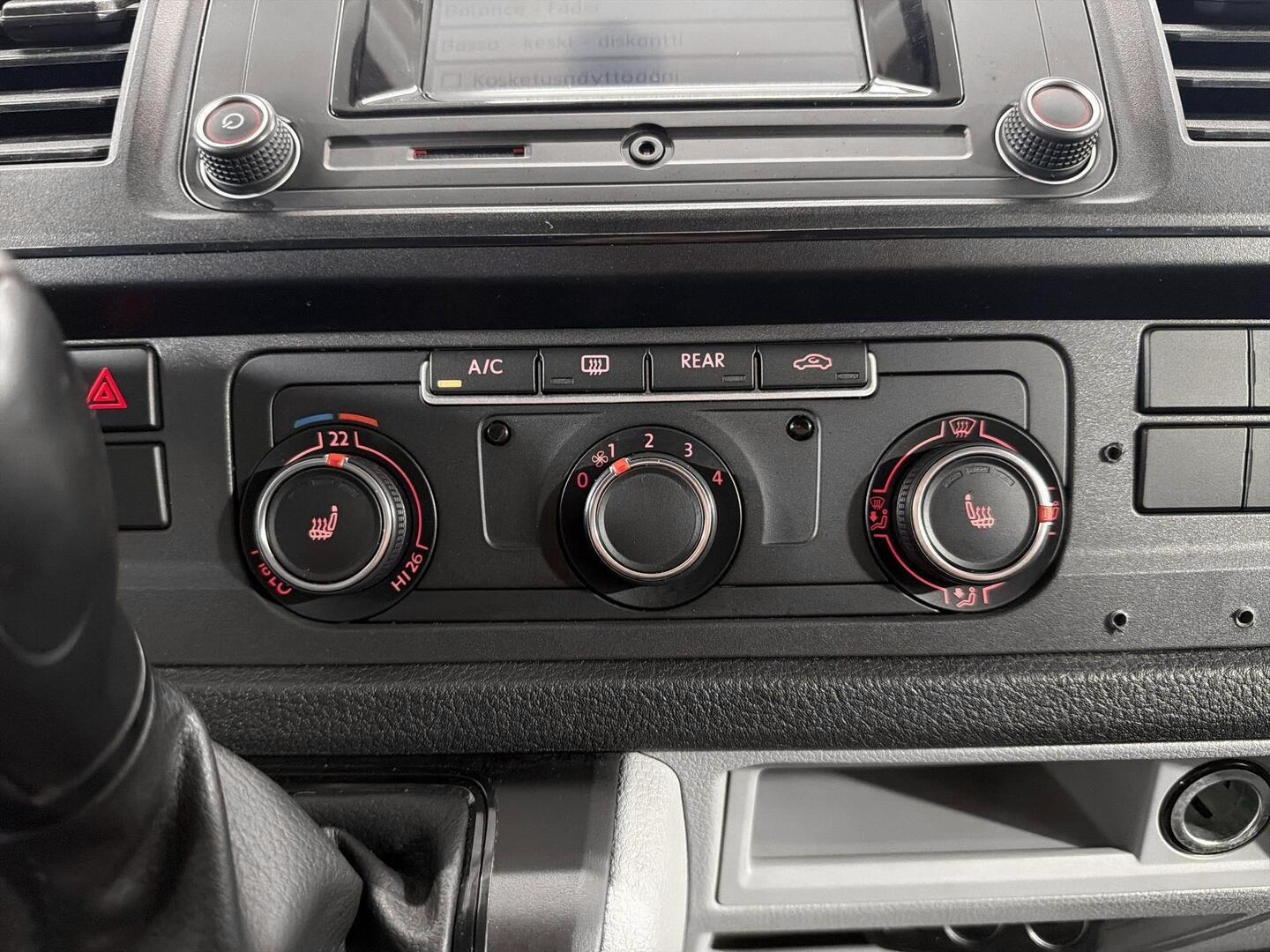 VOLKSWAGEN Caravelle 2017