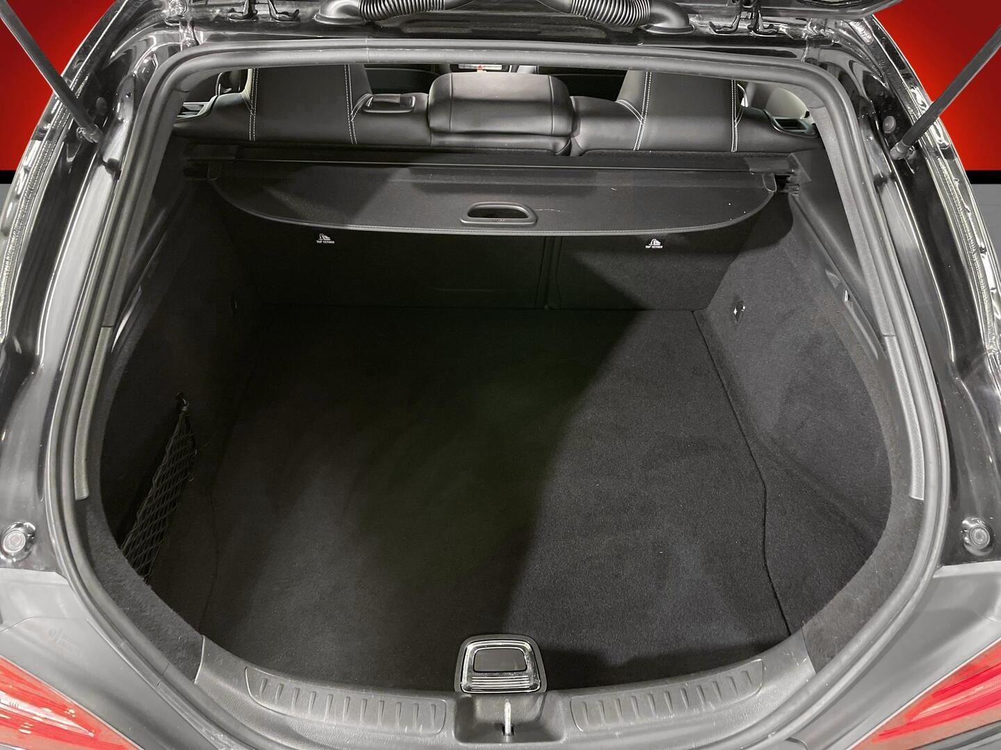 MERCEDES-BENZ CLA 2019