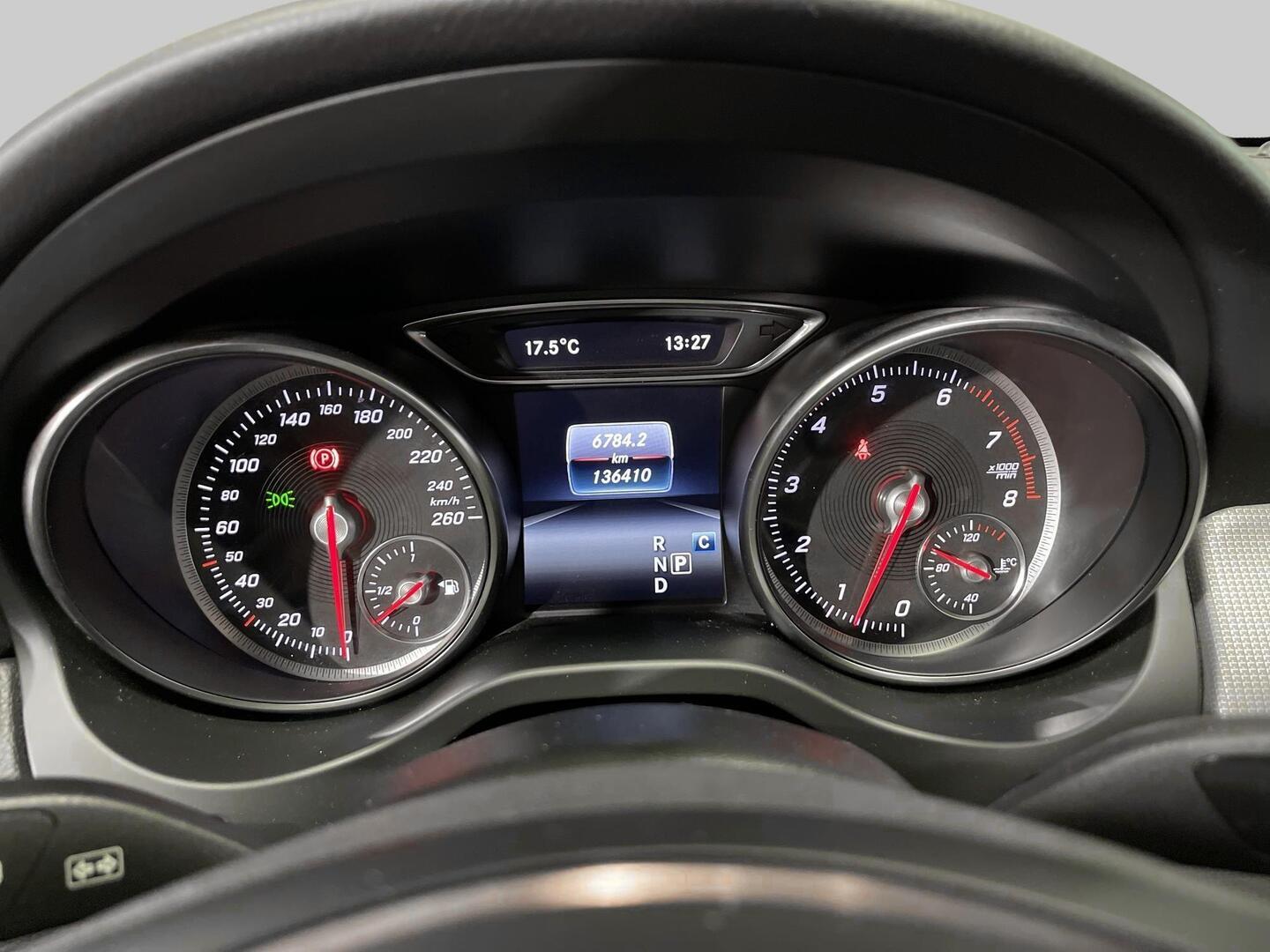 MERCEDES-BENZ CLA 2019
