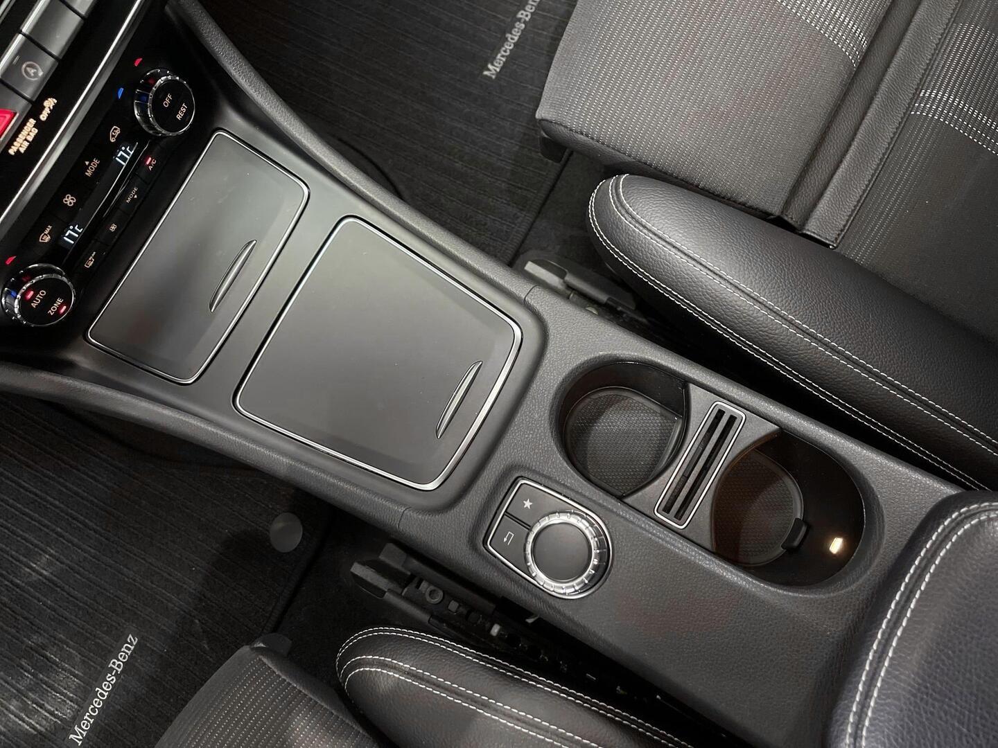 MERCEDES-BENZ CLA 2019