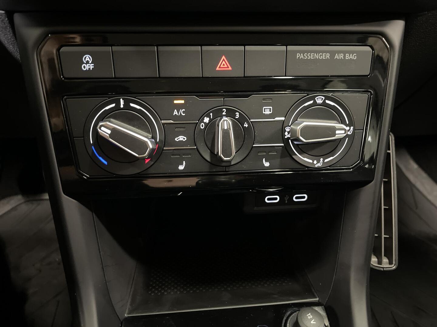 VOLKSWAGEN T-Cross 2023
