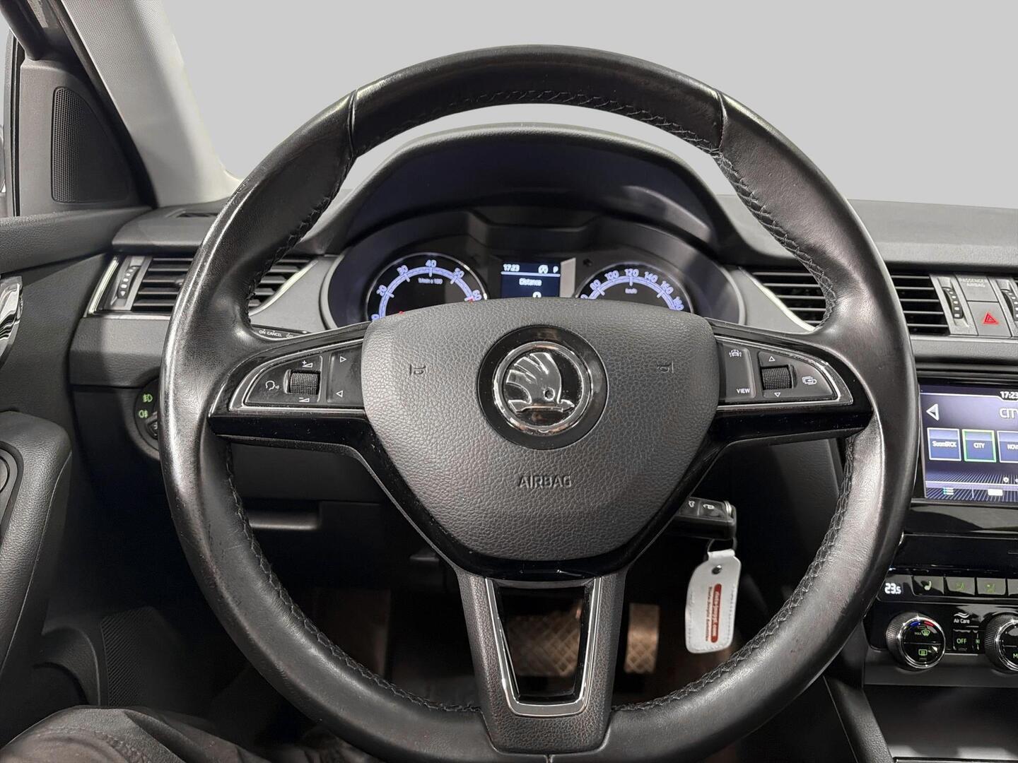 SKODA Octavia 2019