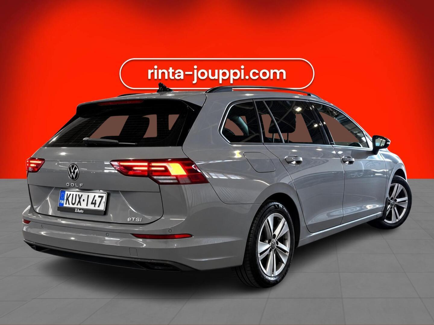 VOLKSWAGEN Golf 2022