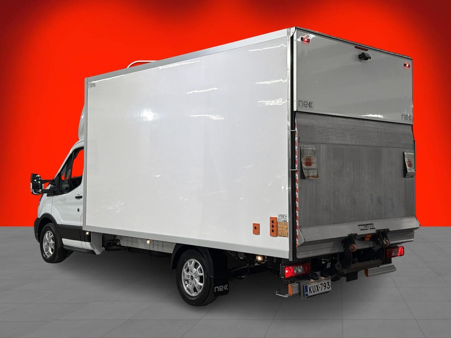 FORD Transit 2023