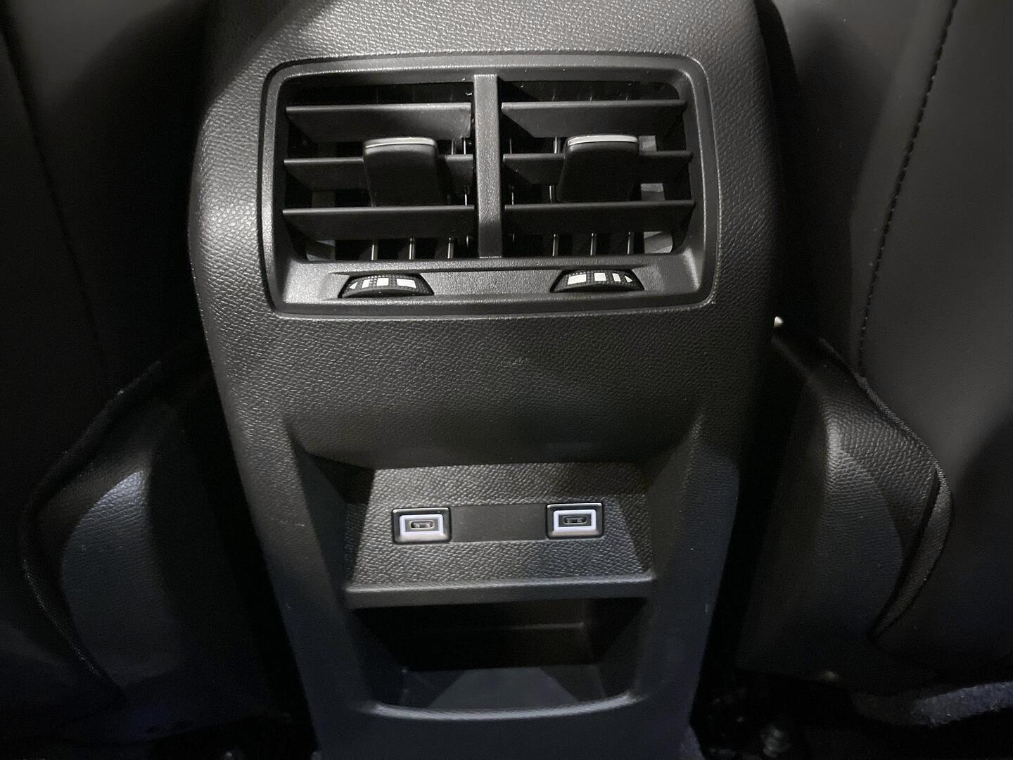 PEUGEOT 408 2025