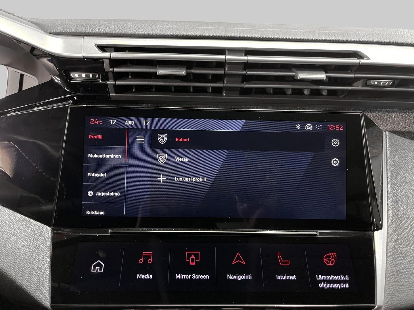PEUGEOT 408 2025