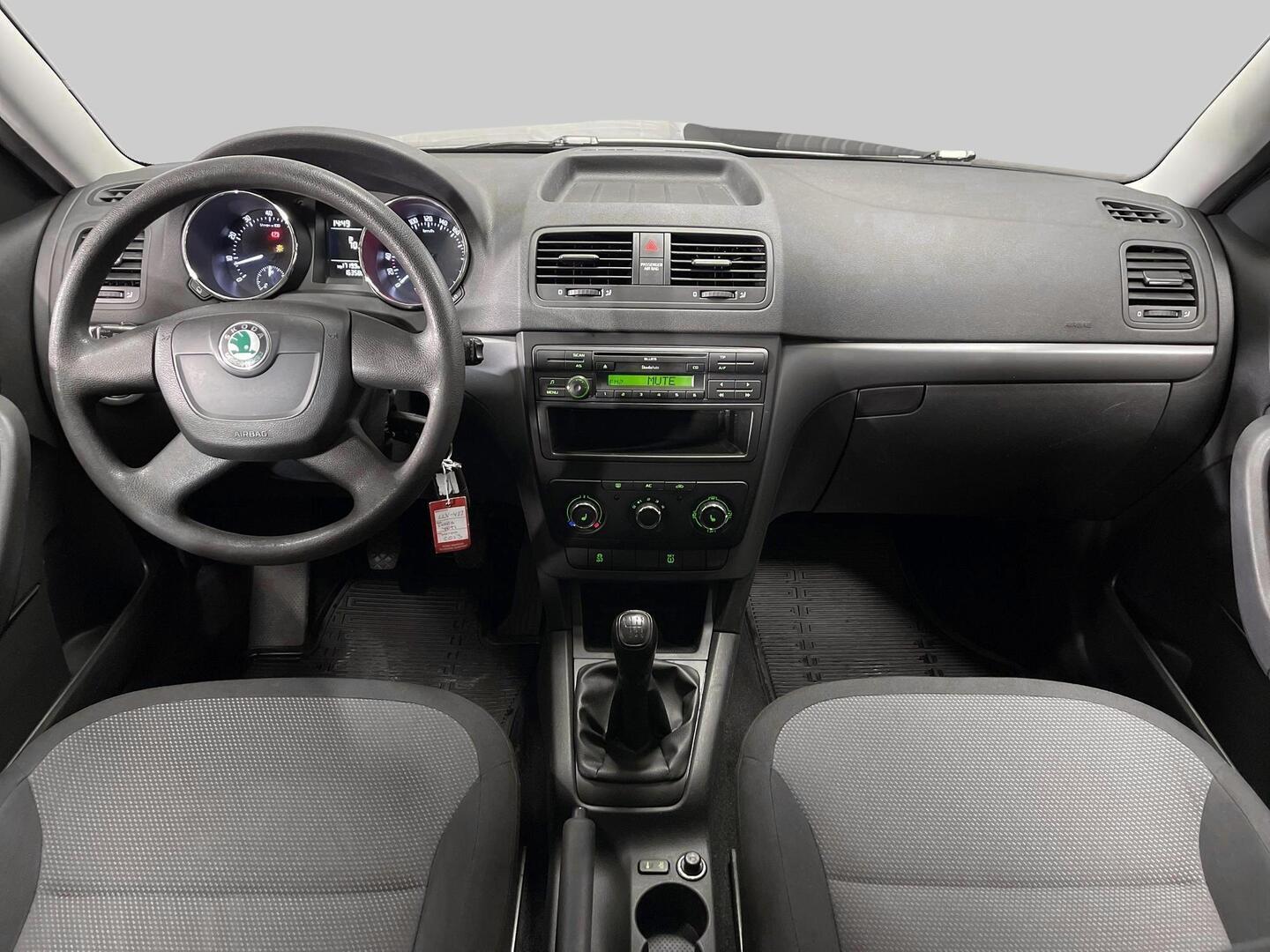 SKODA Yeti 2013