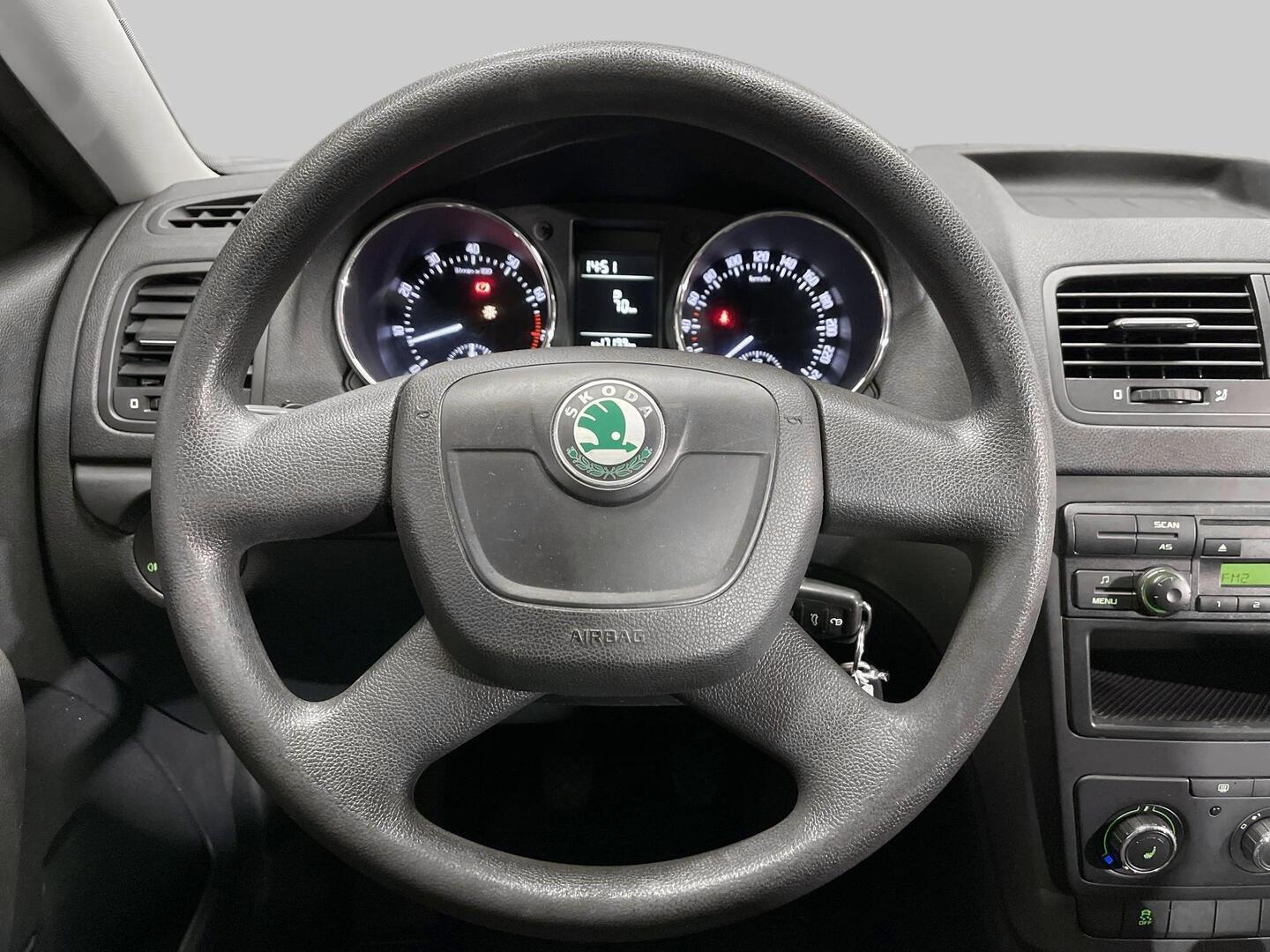 SKODA Yeti 2013