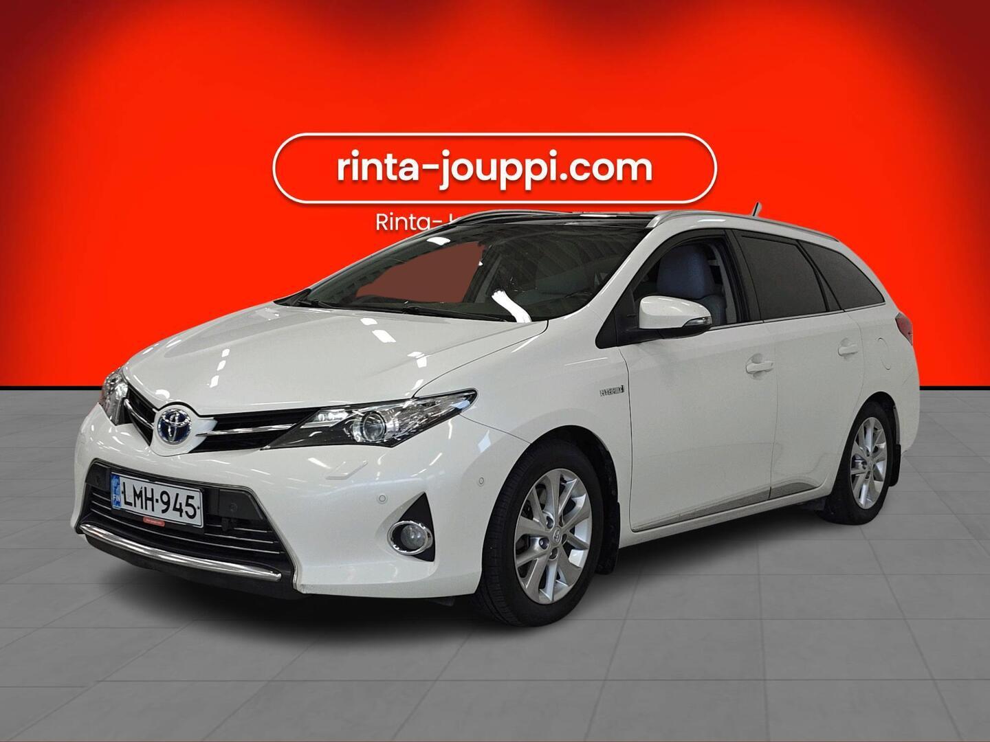 TOYOTA Auris 2013