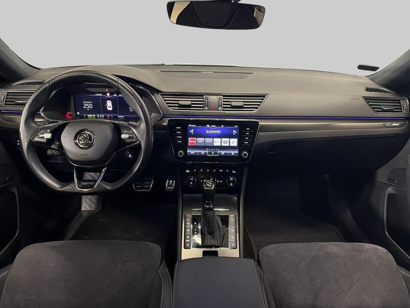 SKODA Superb 2021