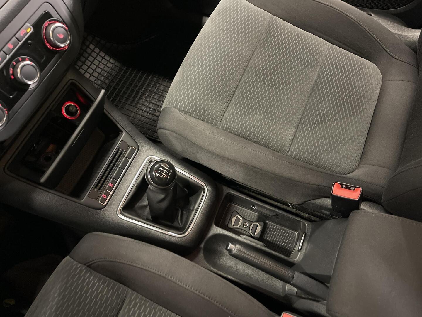 VOLKSWAGEN Golf Plus 2013