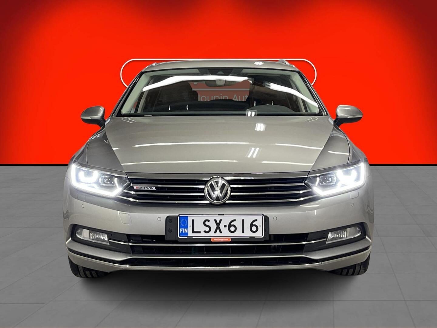VOLKSWAGEN Passat 2014