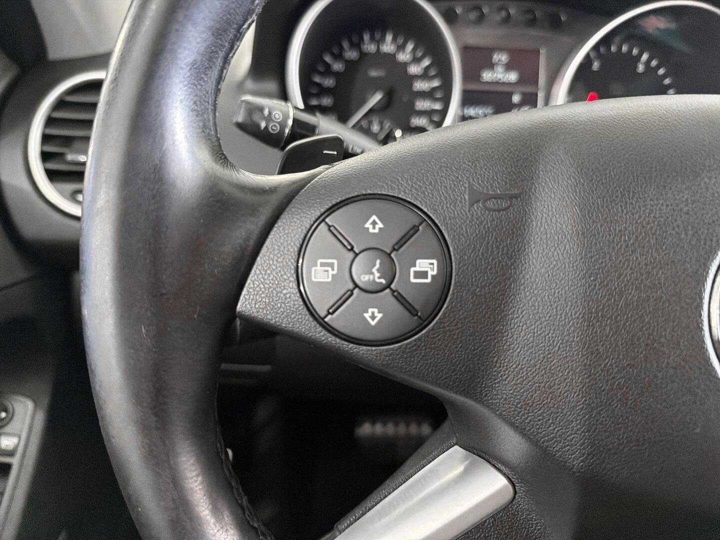 MERCEDES-BENZ ML 2010