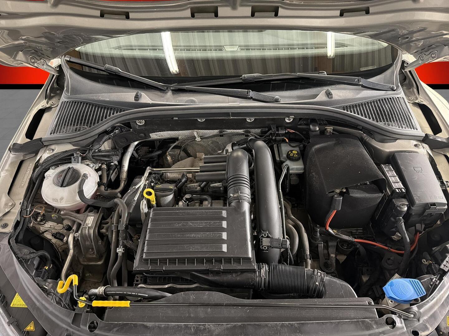 SKODA Octavia 2014