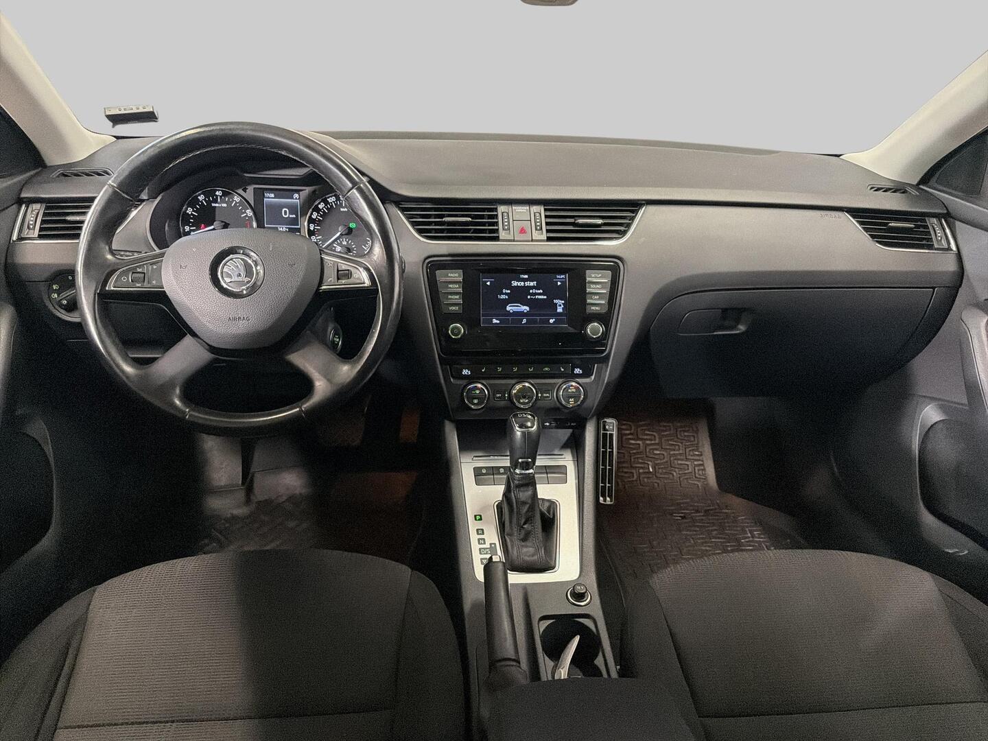 SKODA Octavia 2014