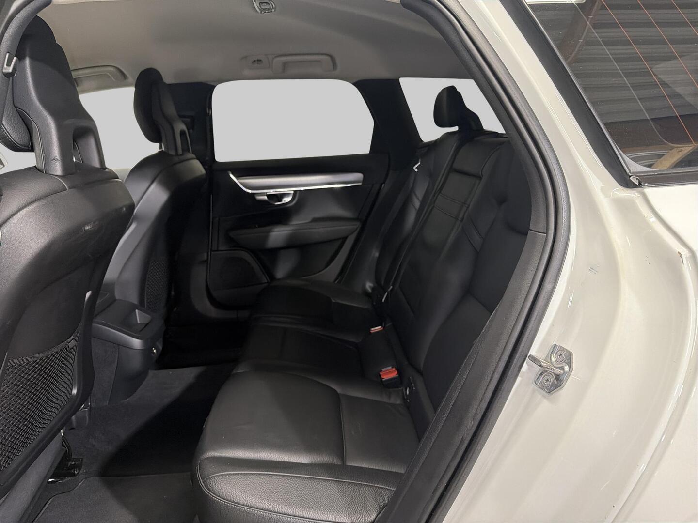 VOLVO V90 2019
