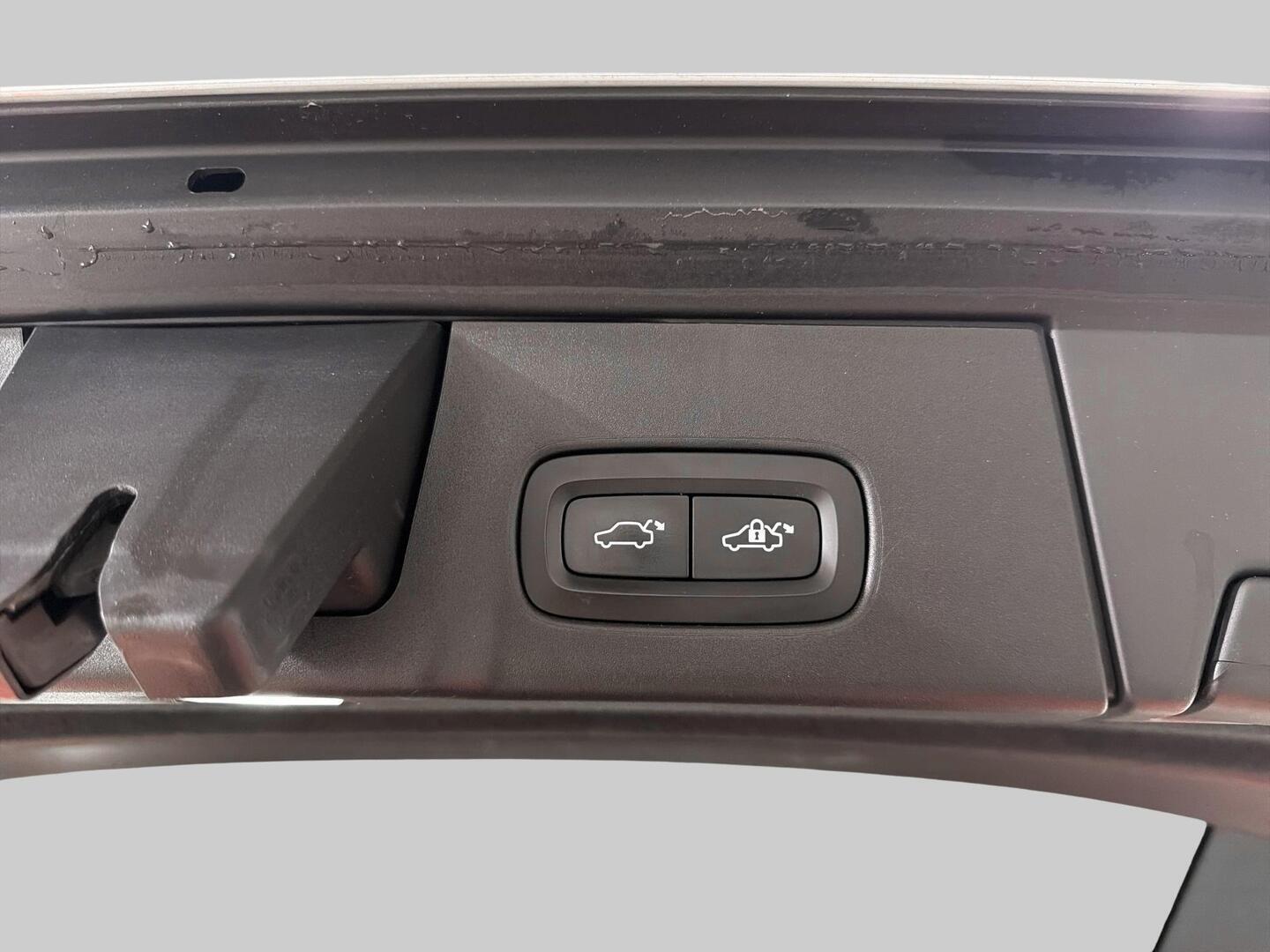 VOLVO V90 2019