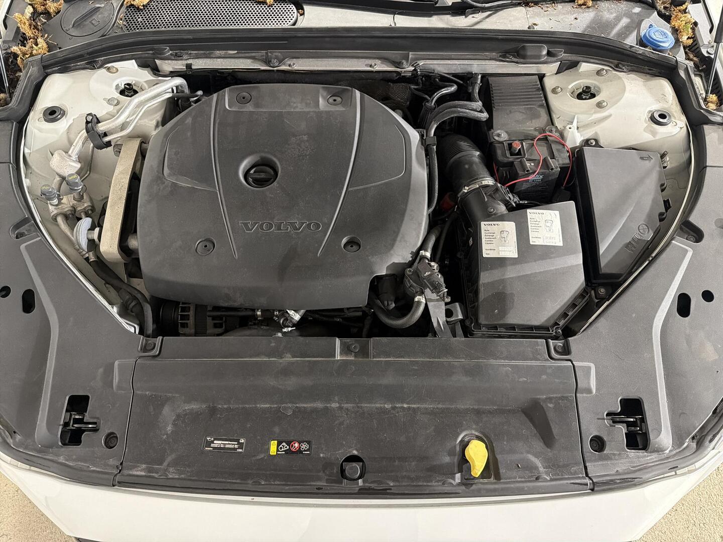 VOLVO V90 2019