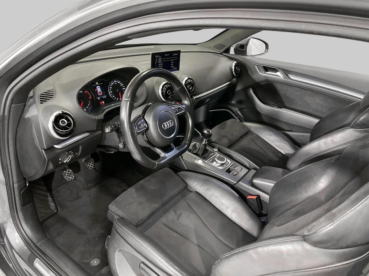 AUDI A3 2013