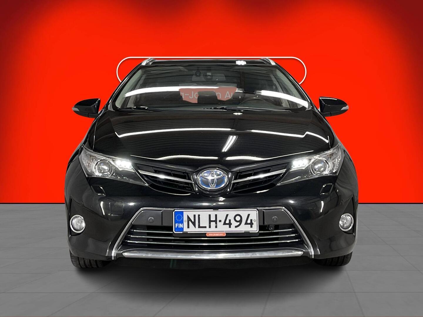 TOYOTA Auris 2014