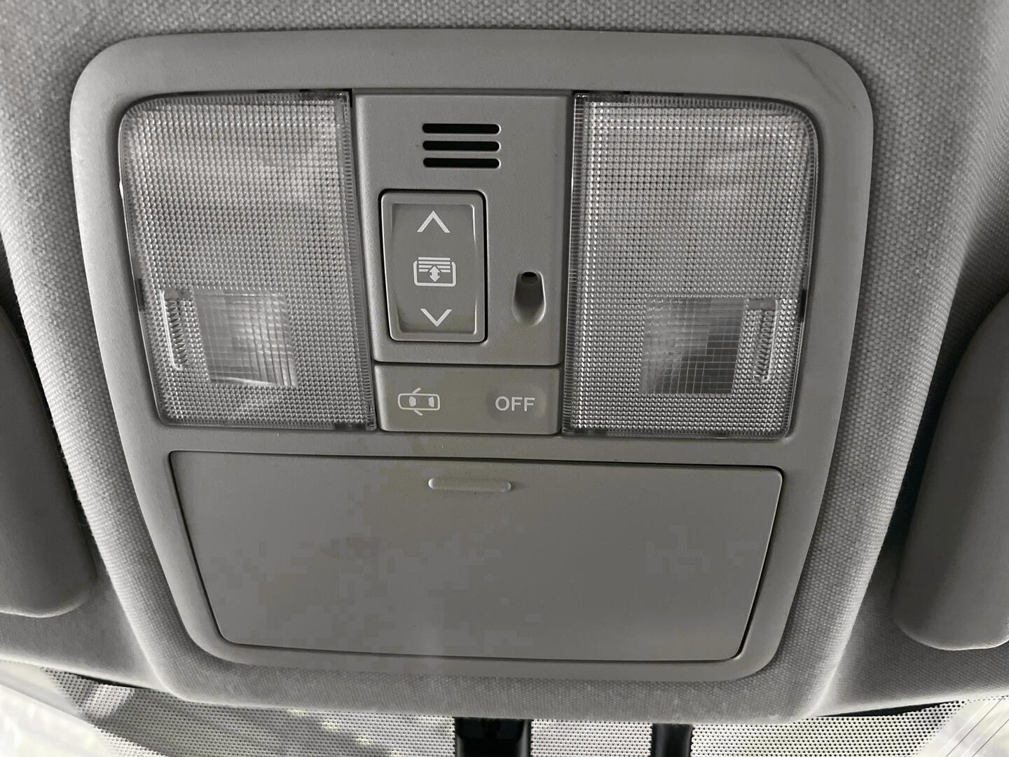 TOYOTA Auris 2014