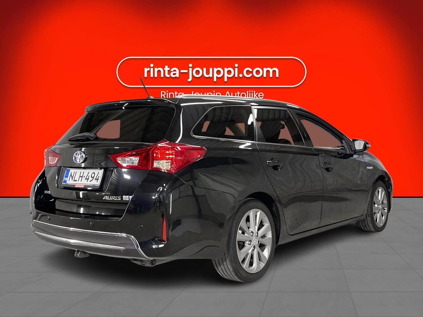 TOYOTA Auris 2014