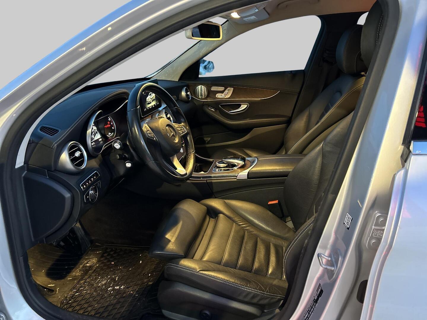 MERCEDES-BENZ C 2015