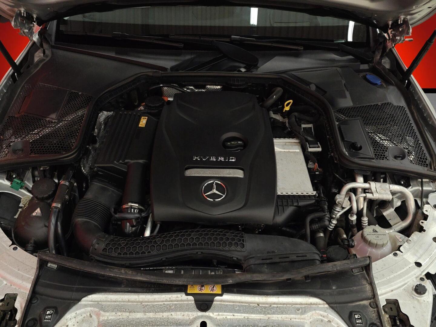 MERCEDES-BENZ C 2015