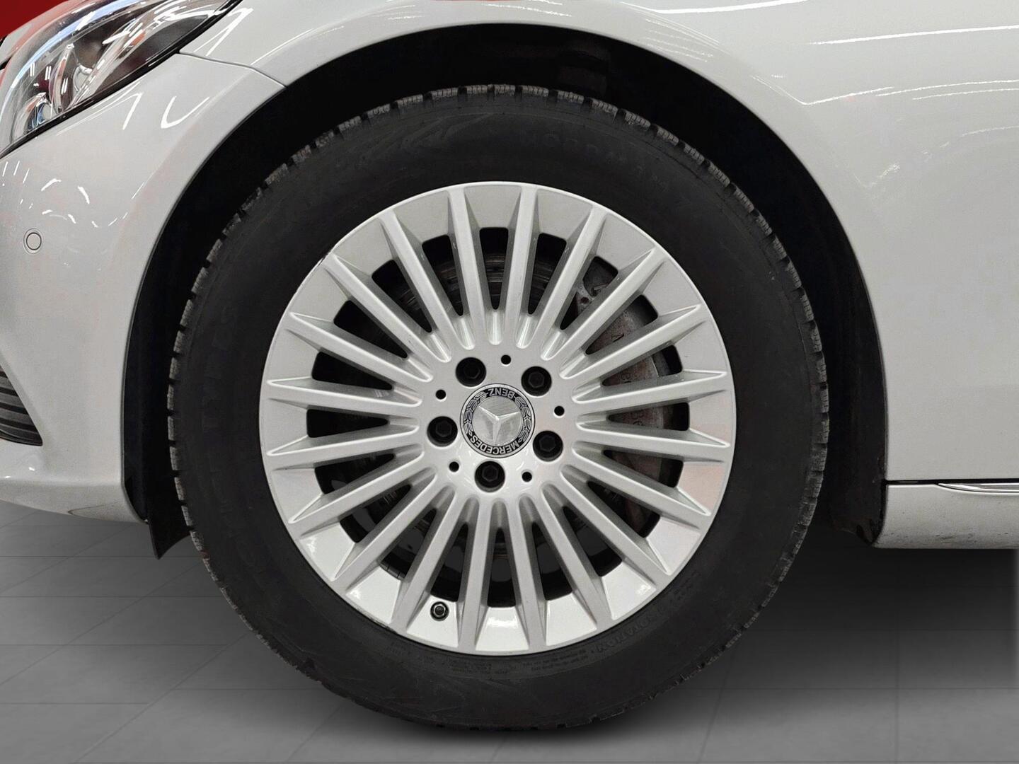 MERCEDES-BENZ C 2015