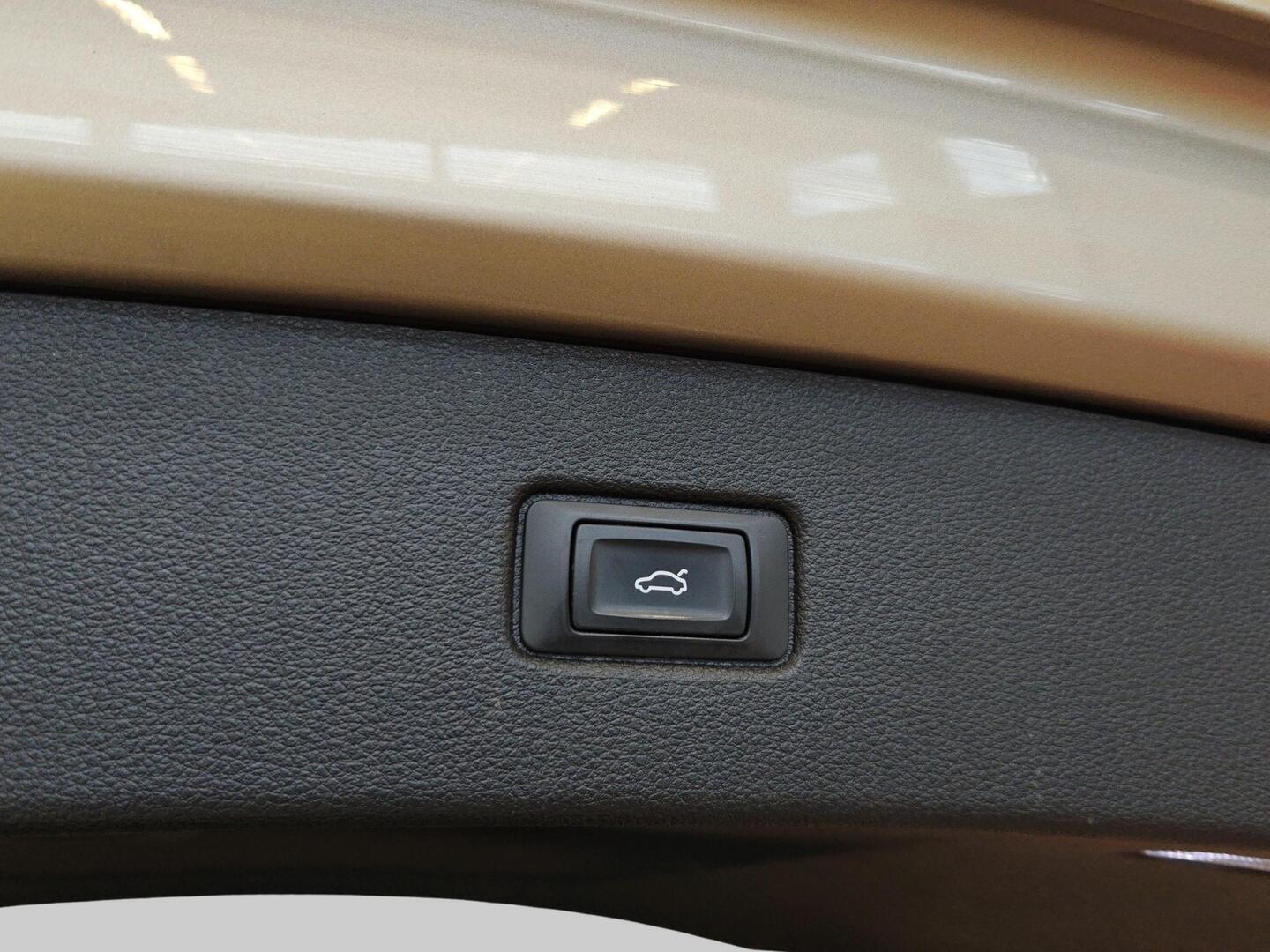 AUDI Q7 2018