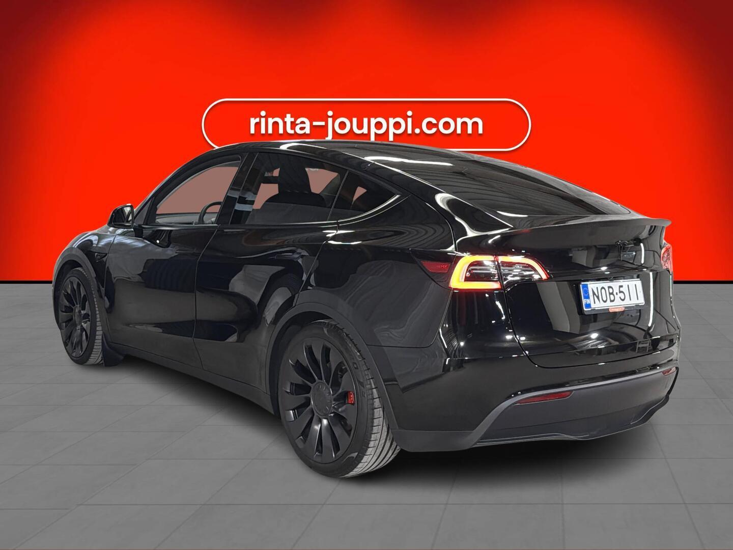 TESLA MODEL Y 2023