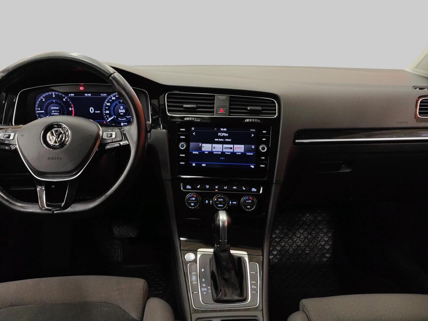 VOLKSWAGEN Golf 2018