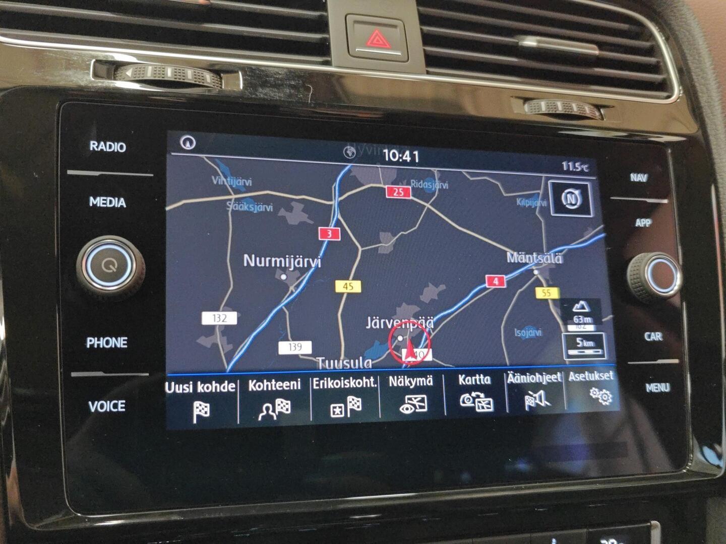 VOLKSWAGEN Golf 2018