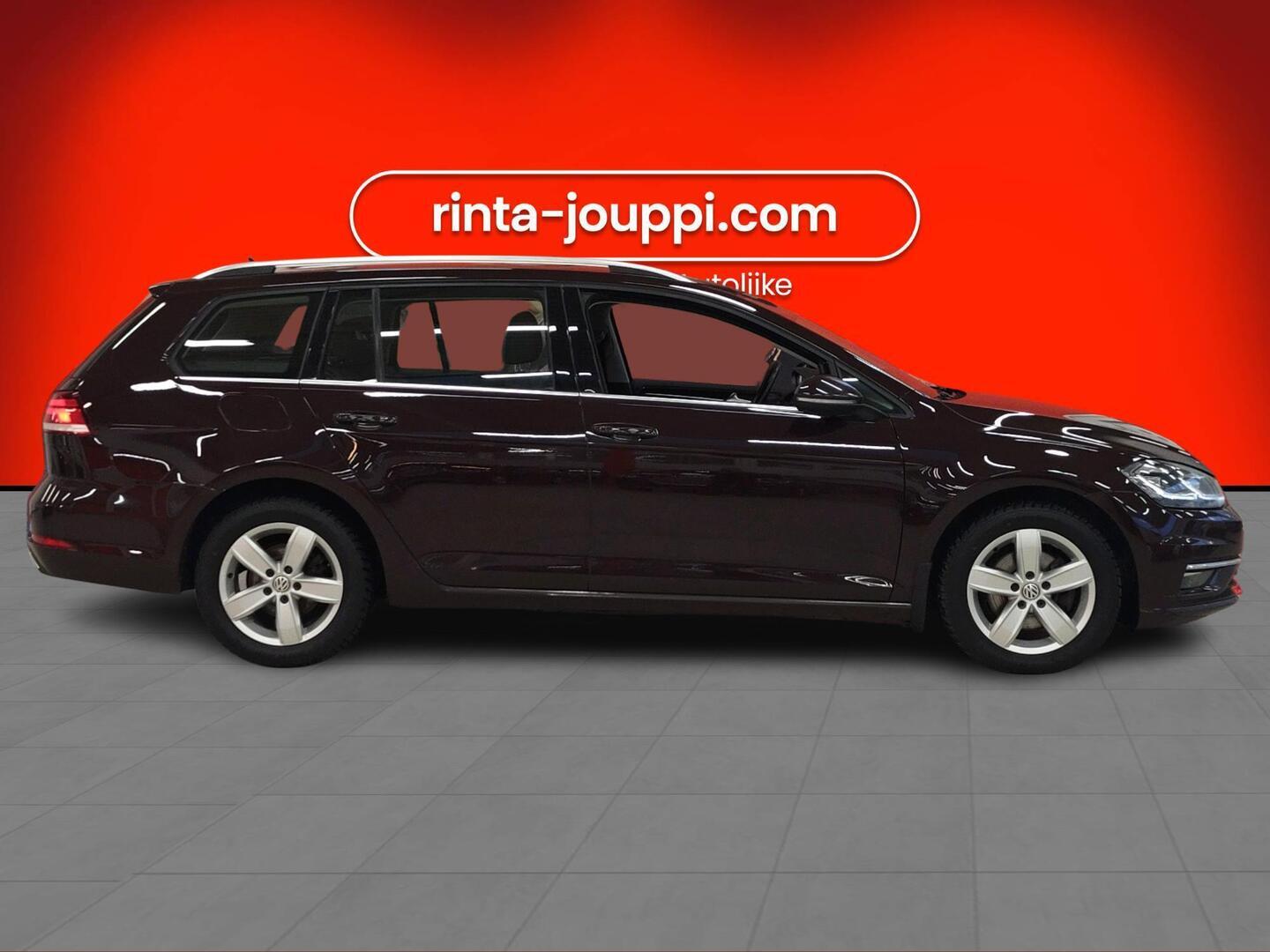 VOLKSWAGEN Golf 2018