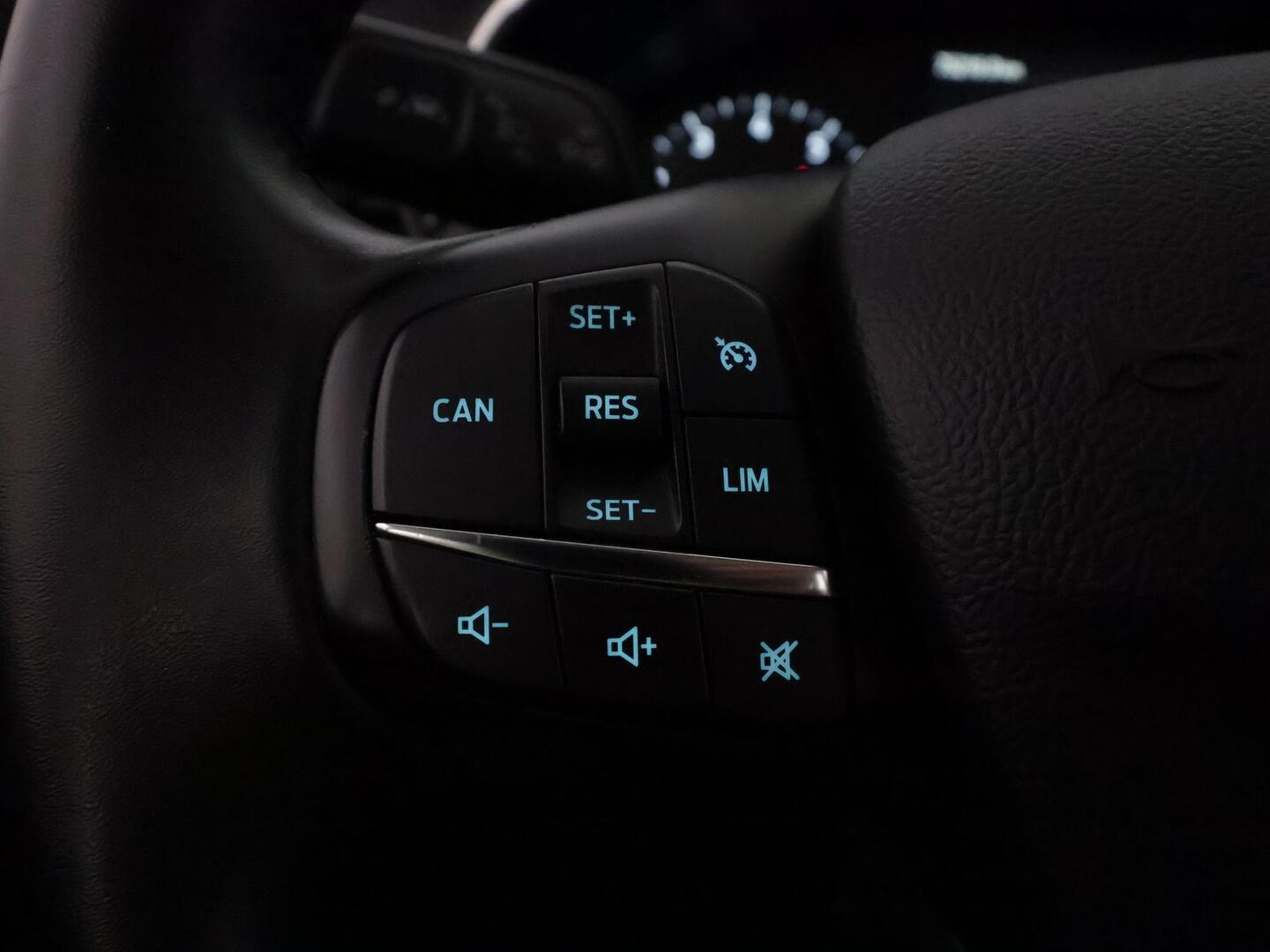 FORD FOCUS 2023