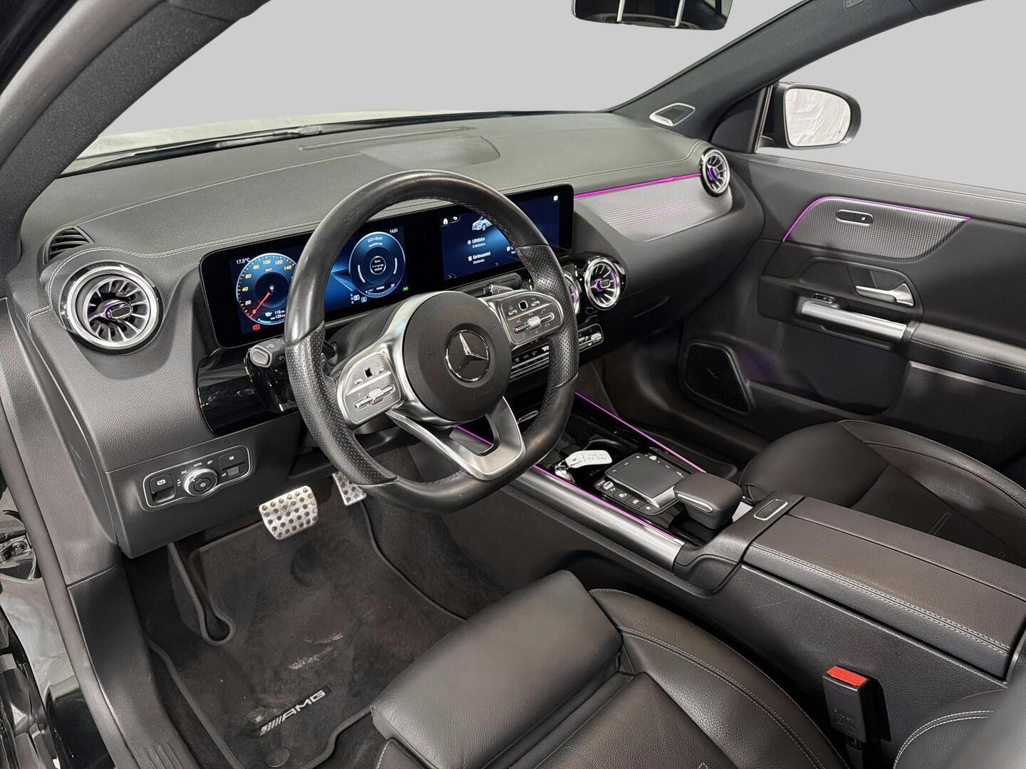MERCEDES-BENZ EQA 2023