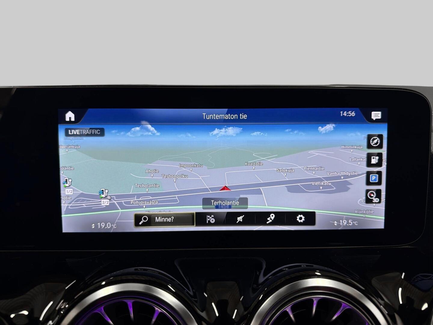 MERCEDES-BENZ EQA 2023