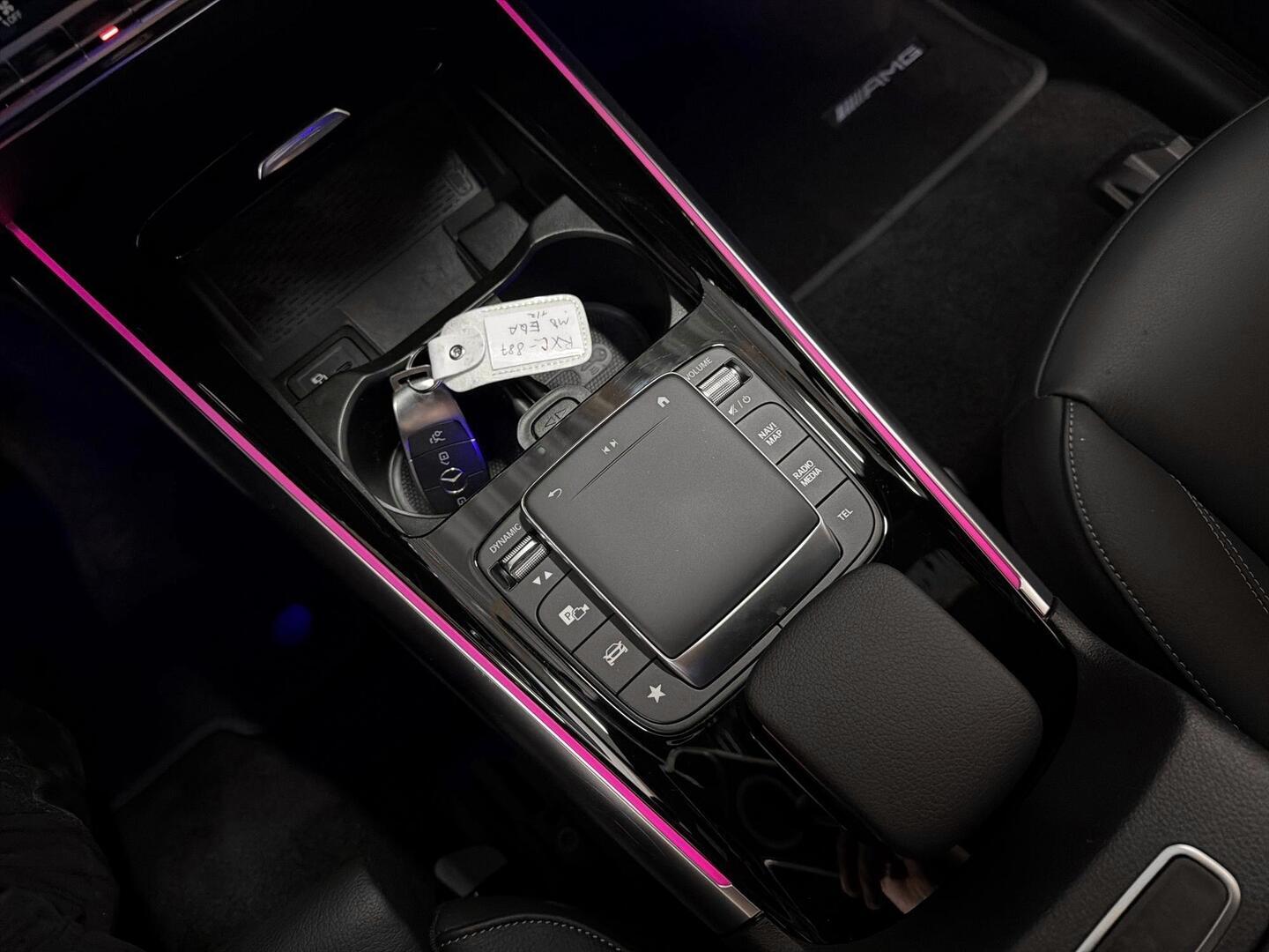 MERCEDES-BENZ EQA 2023