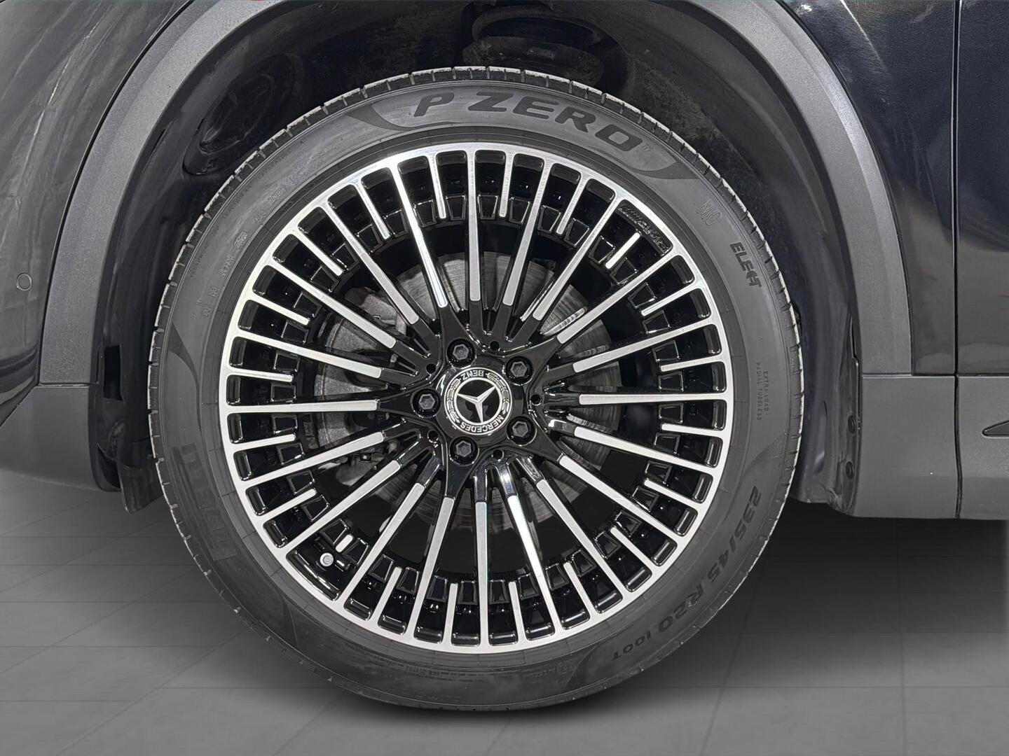 MERCEDES-BENZ EQA 2023