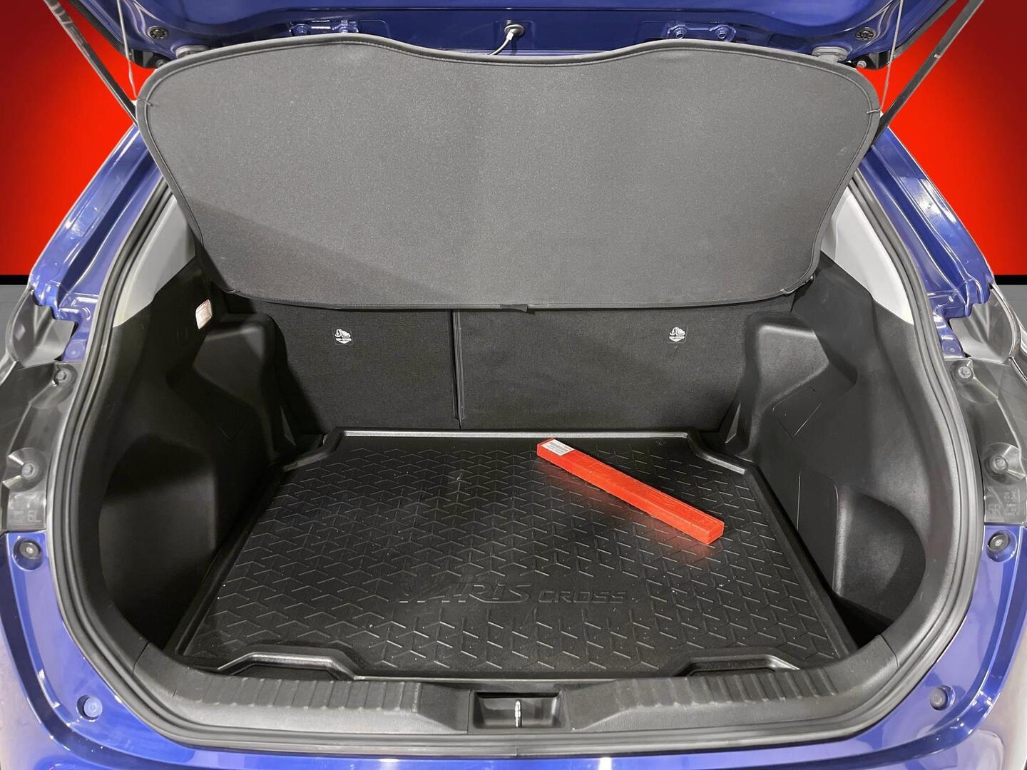 TOYOTA Yaris Cross 2022