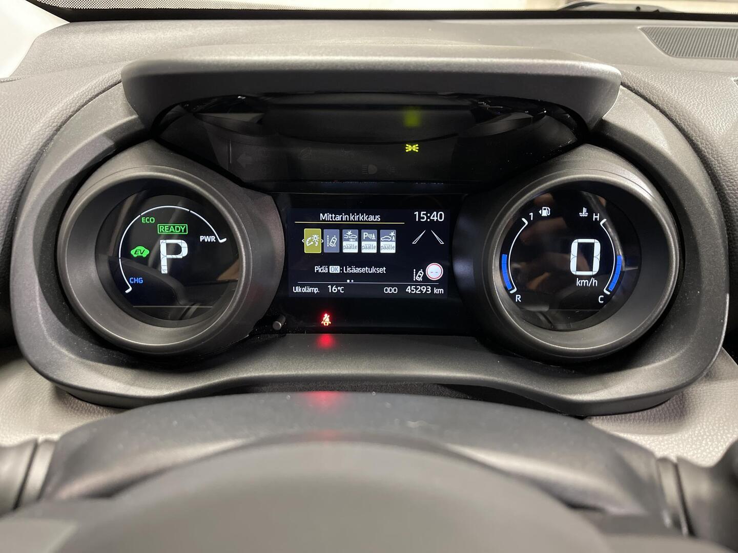 TOYOTA Yaris Cross 2022