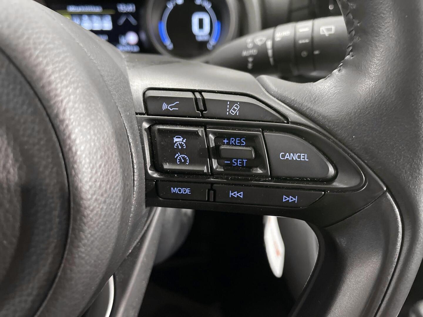 TOYOTA Yaris Cross 2022