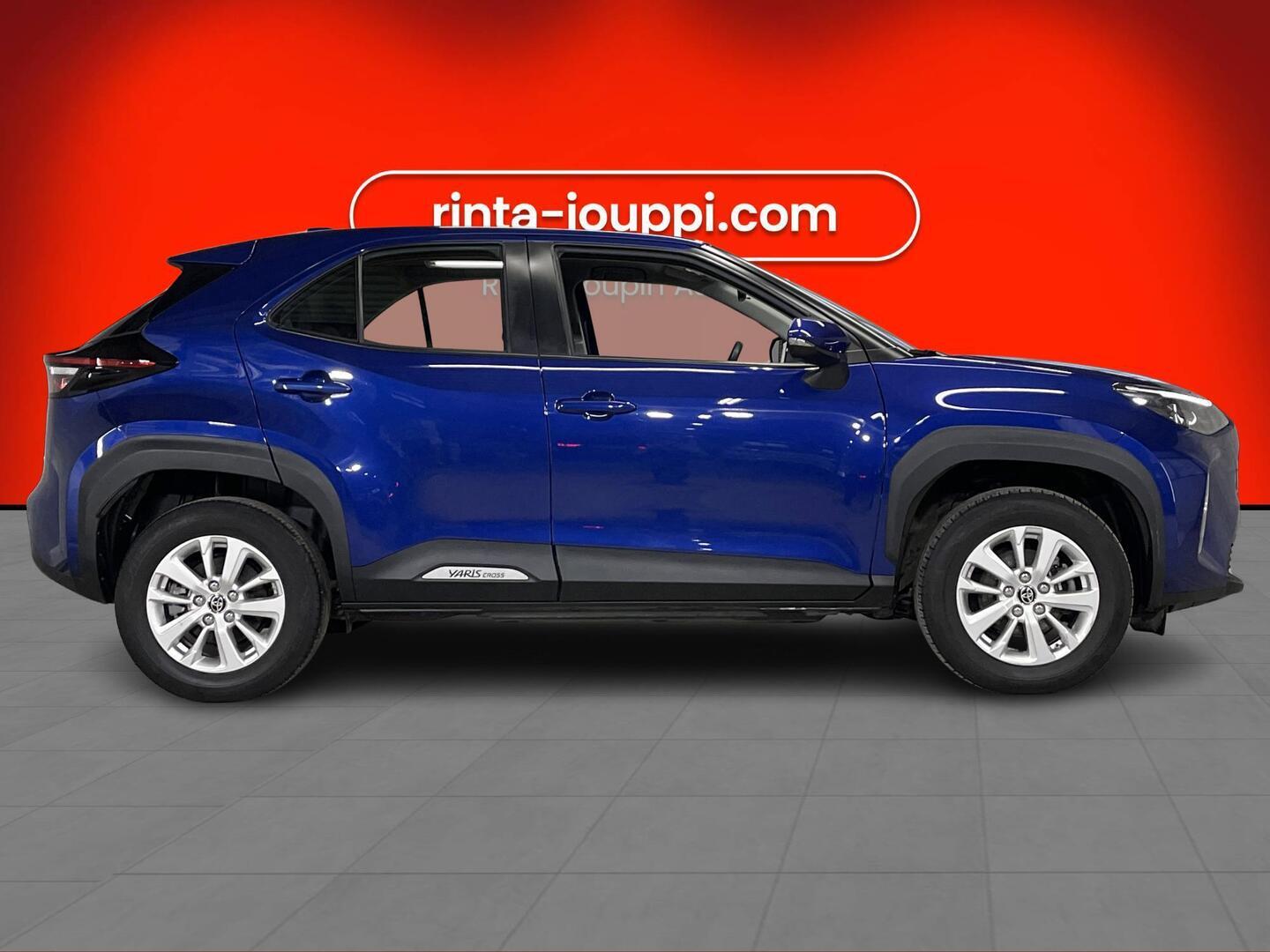 TOYOTA Yaris Cross 2022
