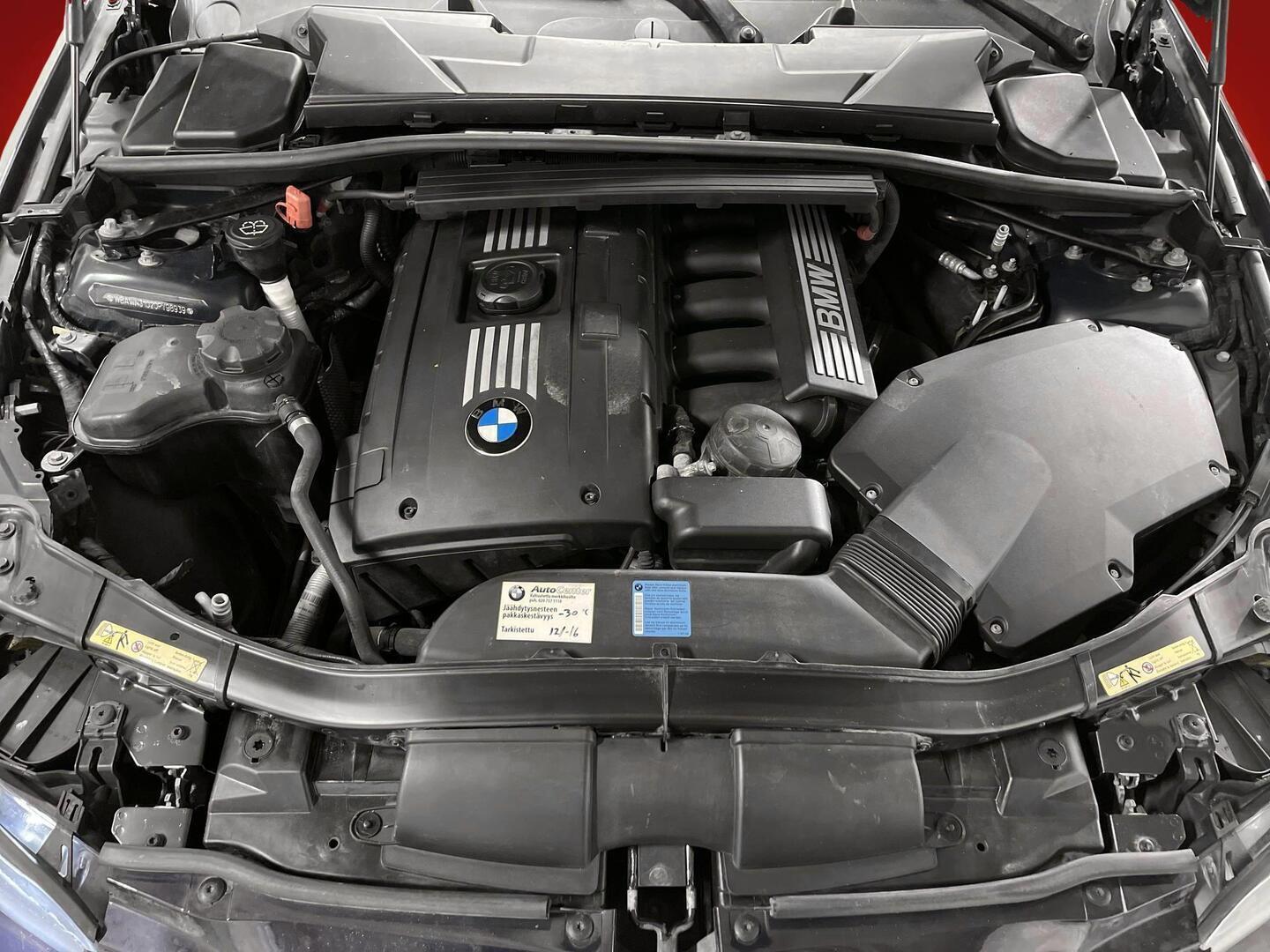 BMW 325 2007