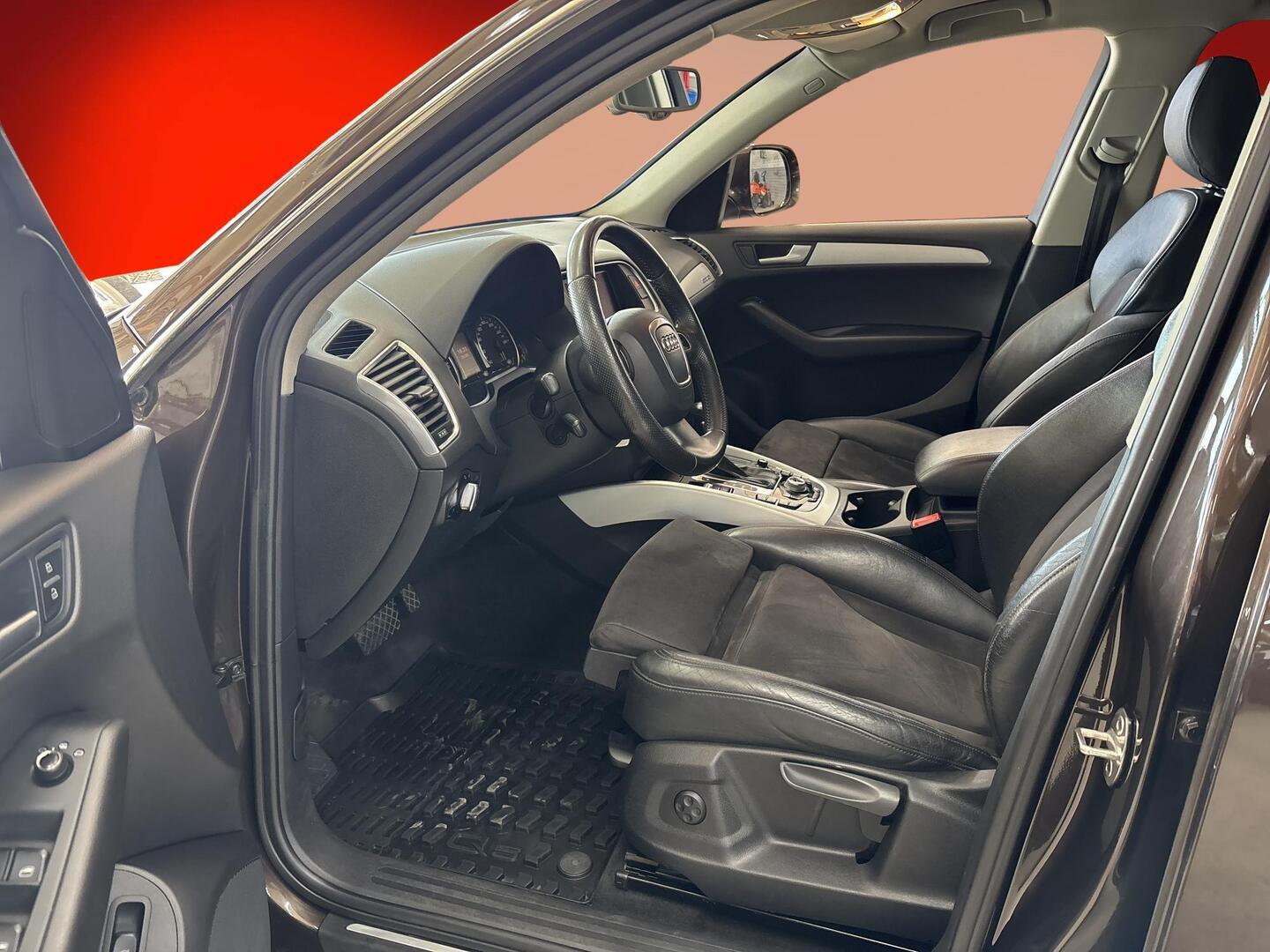 AUDI Q5 2012