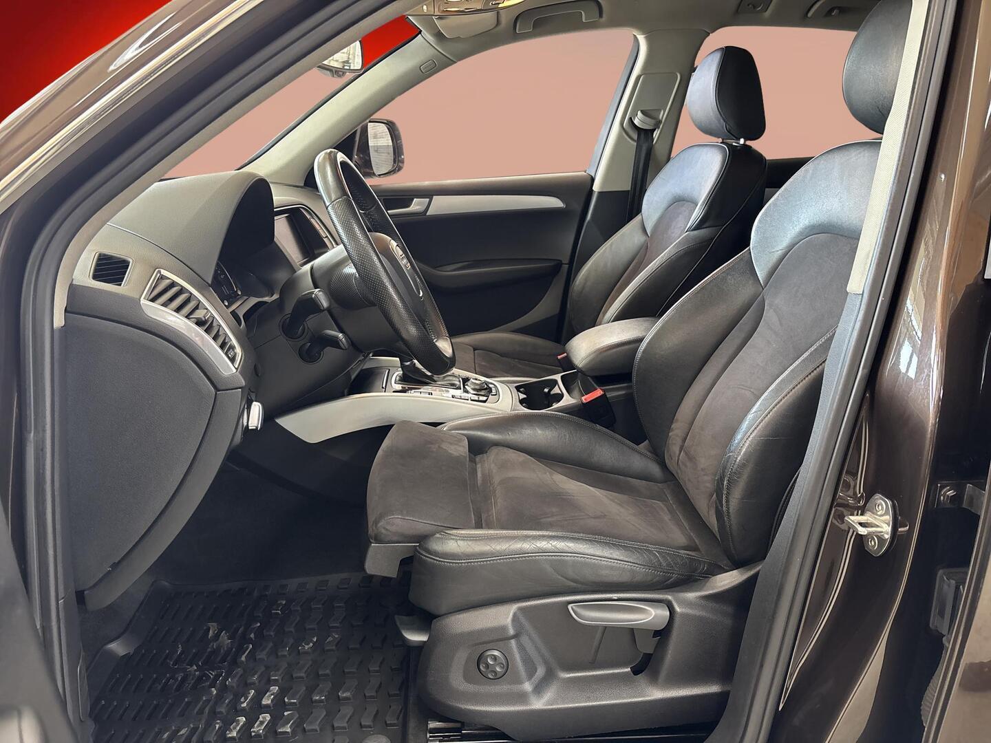 AUDI Q5 2012