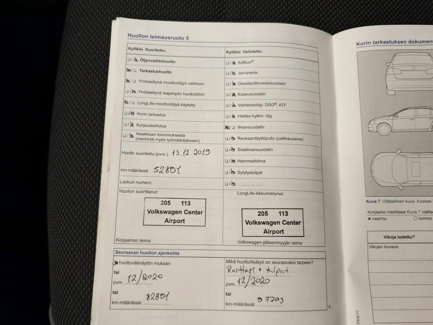 VOLKSWAGEN Polo 2013