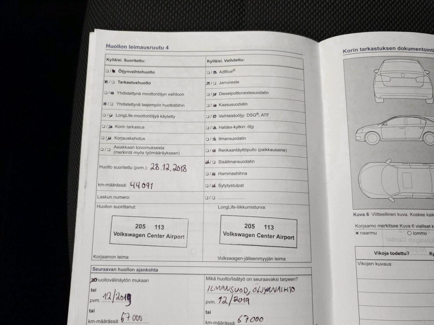 VOLKSWAGEN Polo 2013