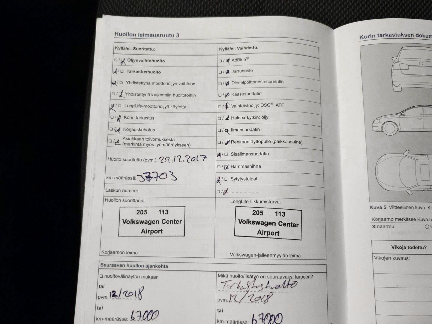 VOLKSWAGEN Polo 2013