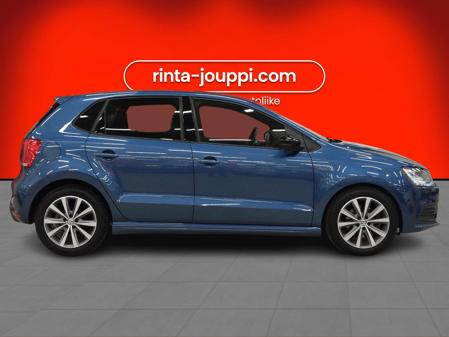 VOLKSWAGEN Polo 2013